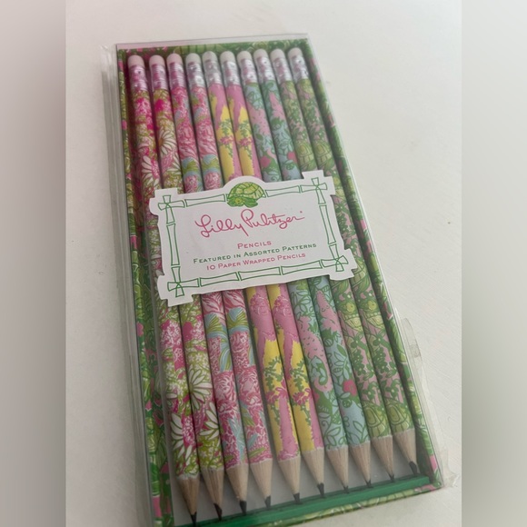 Lilly Pulitzer Stationery Set - Picture 2 of 13